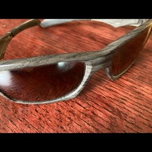 Men’s polarized Oakley’s